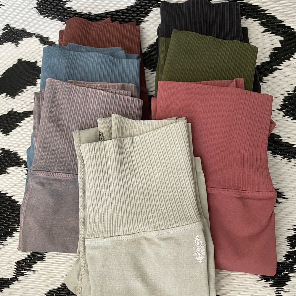 NWOT Free People Movement Good Karma Leggings xs/s